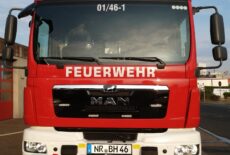 Frontansicht: neues HLF Bad Hönningen vom Hersteller Rosenbauer